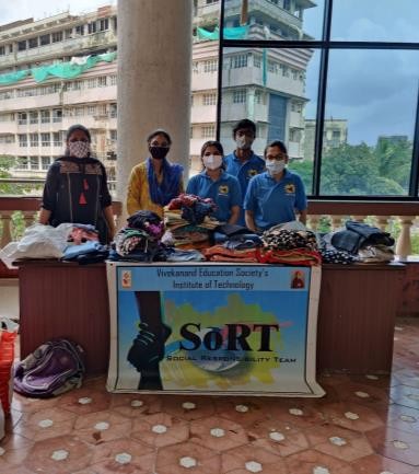 Photographs with few faculties who donated in the 3 day long clothes donation drive