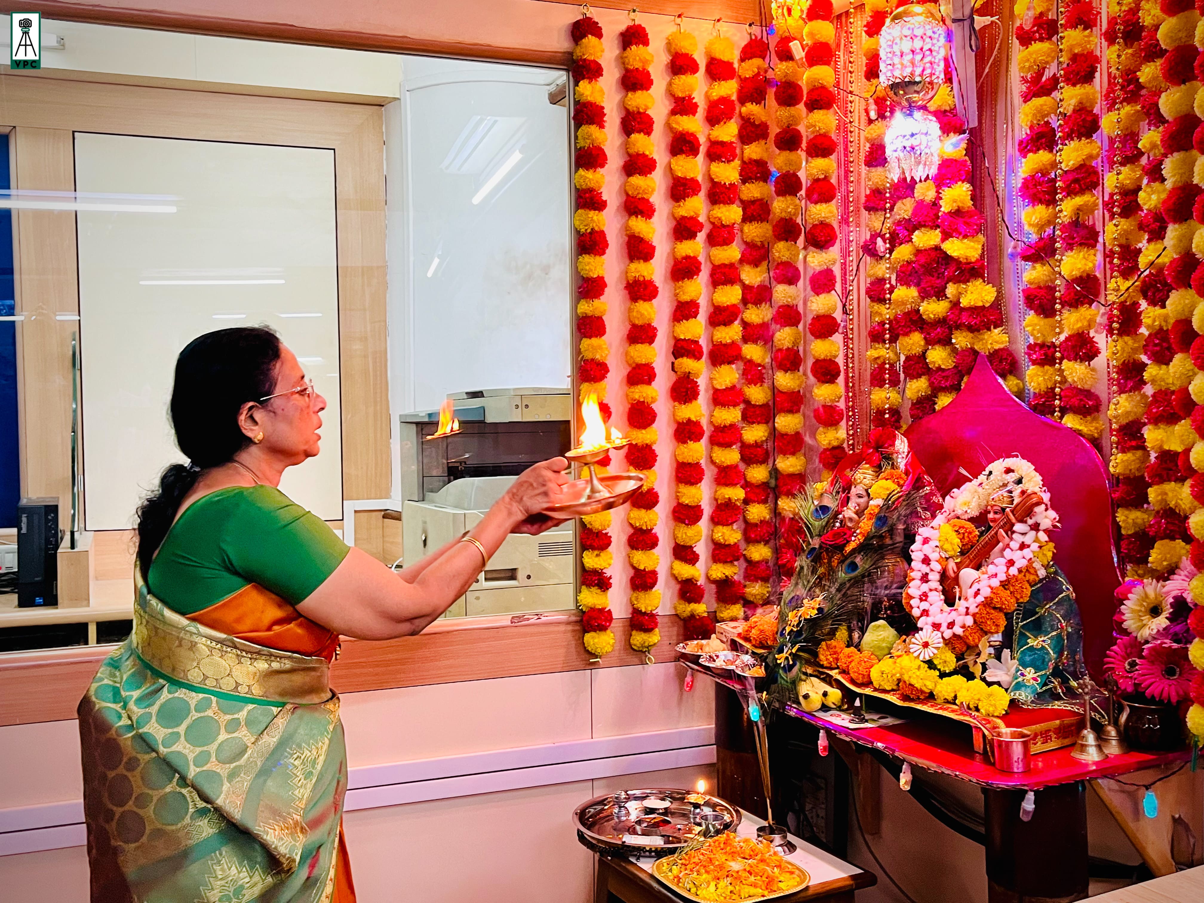 Ganesh Aarati Library 2023